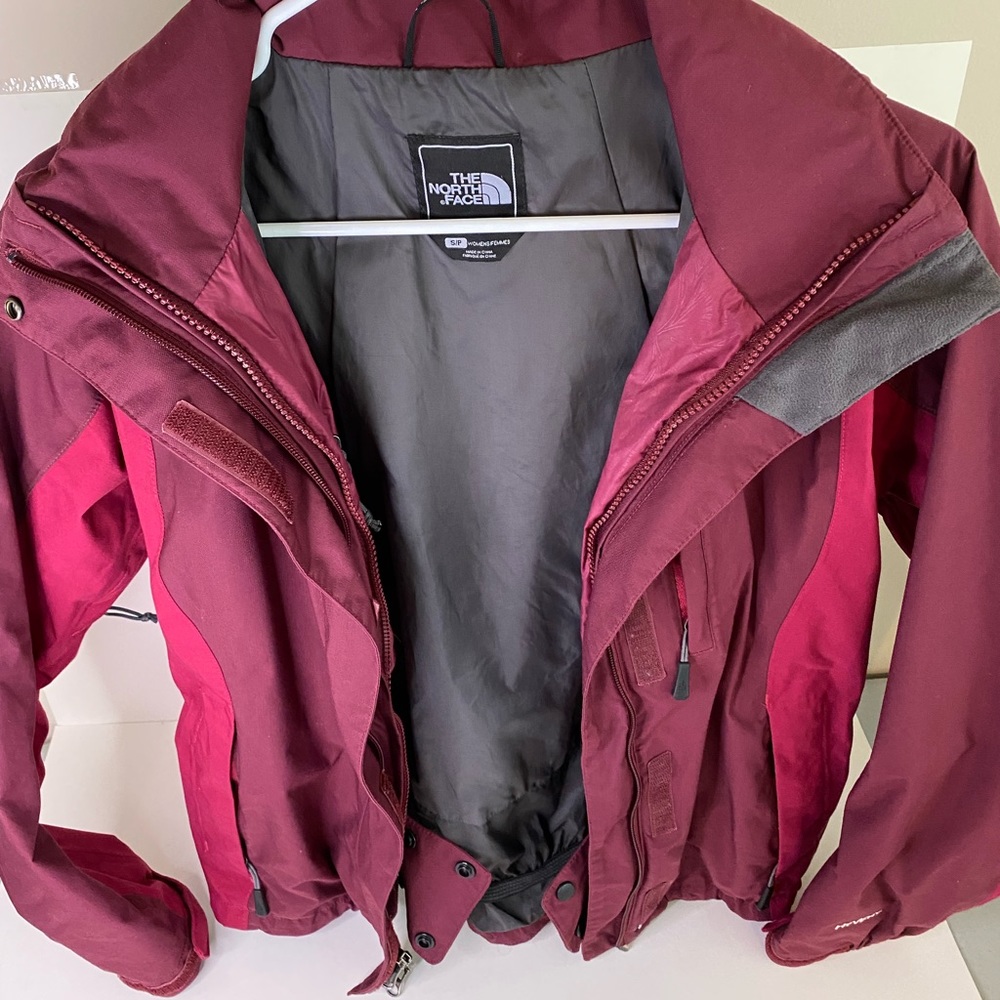 North Face Hyvent purple Jacket